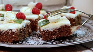 5.6K views · 109 reactions | Nejchutnější rafaelo řezy Celý recept: https://rcpt.cz/wrpg | Toprecepty.cz | Facebook