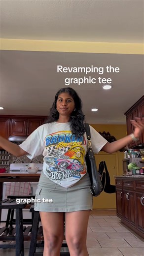 Petite Graphic Tee Hack: Fitted But Baggy