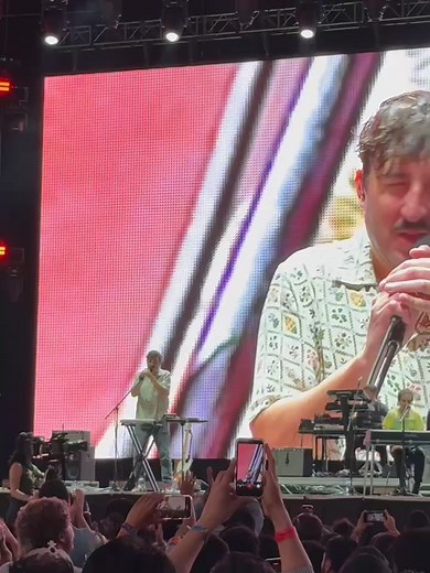Grizzly Bear Performs 'Two Weeks' at Corona Capital