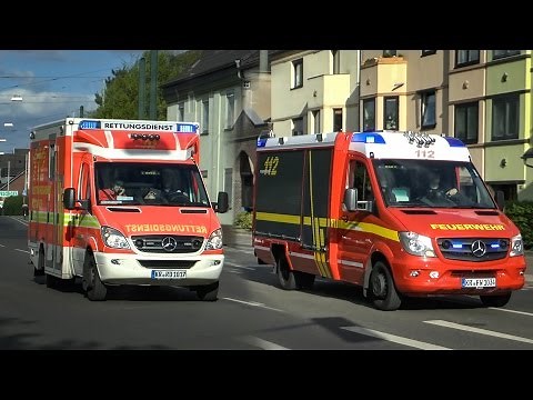 Neues Kleinalarmfahrzeug und Rettungswagen der Feuerwehr Krefeld
