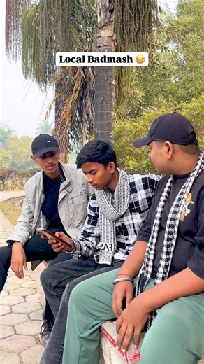 Itz Comedian on Instagram: "Local Badmash 😂 #comedyvideo #trending #funnyvideos #farzi #badmash"