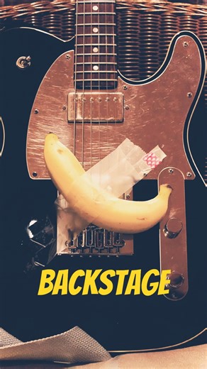 A backstage guitar moments 🎸 #guitarsolo #guitarist #guitar