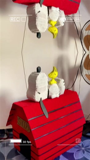 Casa de Snoopy: Piñata 3D para Fiesta