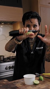 Lime Hack 🍋‍🟩 Skin texture: Look for smooth, shiny, and thin skin. Bumpy or rough skin can indicate less juice. Color: Aim for a vibrant, bright green color. Some yellow tinges or spotting are fine and can indicate a riper, juicier fruit. Firmness: Gently squeeze the lime. It should be slightly soft and give a little, but not be hard or mushy. Scent: A fresh, zesty aroma when you lightly scratch the skin is a sign of freshness. Weight: A good lime will feel heavy for its size, which indicates 