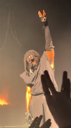 Damso - Mosaïque Solitaire en Concert à Rouen