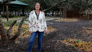 Learn how to manage freeze-damaged landscape plants with LSU AgCenter horticulturist Heather Kirk-Ballard. | LSU AgCenter