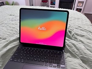 2024 iPad Pro 13" M4 (7th Gen) Space Black | Magic Keyboard Black Unboxing