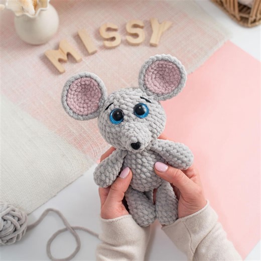 Crochet Mouse Pattern PDF – Beginner Friendly Plush Amigurumi - Etsy