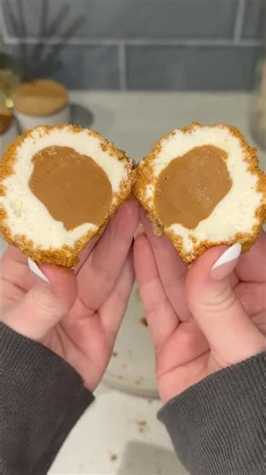 Viral biscoff stuffed ice cream balls recipe 🍦#shorts #biscoff #dessert #food #icecream #recipe