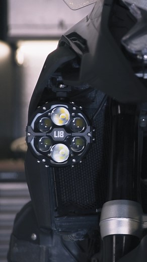 Loboo on Instagram: "LOBOO L18 auxiliary light High&Low Beam Auxiliary light IP68 dustproof and waterproof humanization illuminatinon area high voltage protection three warning light modes #LOBOO #auxiliarylights #1300 #motorcycle"