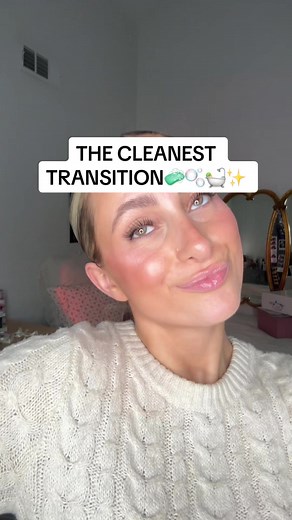 Actually might be the cleanest transition I’ve ever done🧼🫧🛀✨ What do you think!? #newtransition #traveltransition #transitiontutorial #transitionresults #newtransitionidea