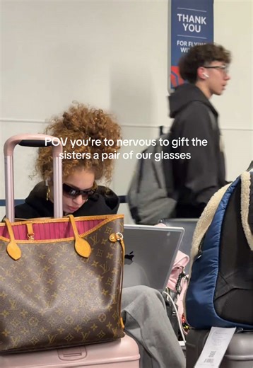 Finding Success in the Right Moment: Eyewear Story