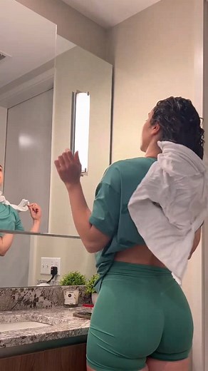 164K views · 7.2K reactions | curly hair routine 懶 wearing gymshark ad | Osmund Bedtime | Facebook