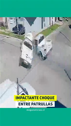 Meganoticias on Instagram: "🔴 Un video dejó en evidencia el momento en que dos patrullas policiales chocaron entre sí en plena persecución en la localidad de González Catalán, en Buenos Aires, Argentina. El accidente provocó que cuatro uniformados sufrieran diversas lesiones."