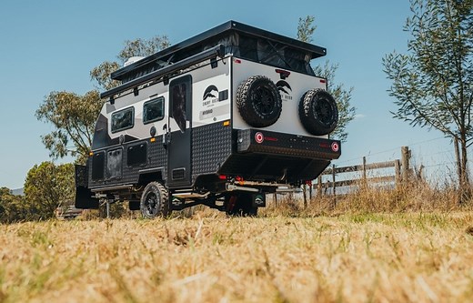 The Snowy River SRH-16 Is an Affordable yet Well-Constructed Hybrid Caravan for Couples