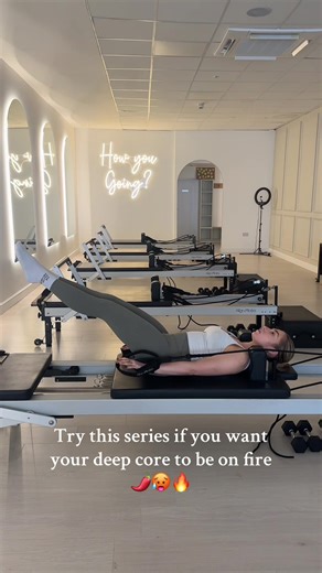 Supine core exercises for a deep core burn on the reformer🌶️ #abworkout #pilates #coreworkouts #reformer #deepcore