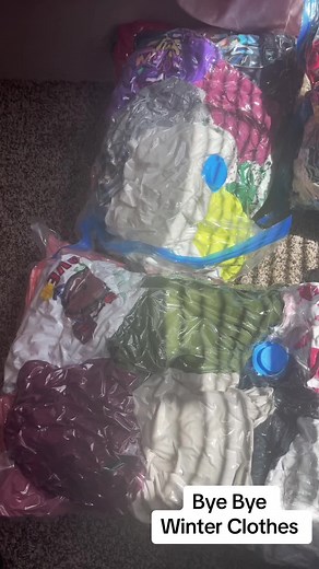 Vacuum sealing clothes saves you so much space . If you are moving or just waiting to give birth to your next child. These are the best for storing your items safely long term. #vacuumsealer #vacuumsealing #storage #clothes #vacuumsealedbags #tiktokmademebuyit #tiktokshop #tiktokshopfathersday