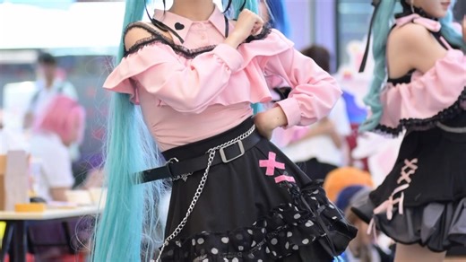 原唱在跳KA-GA-YA-KI-RA-RI-RA（初音未来）