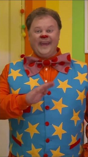 Can you find any shooting stars with Mr Tumble? #YTShorts #somethingspecial #mrtumble