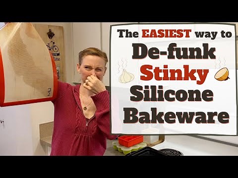 The EASIEST Way to Clean Stinky Smells out of your Silicone Bakeware, Baking Mats, & Ice Cube Trays