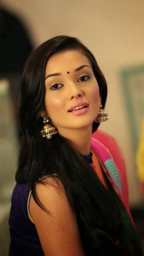 MissMalini Showbiz on Instagram: "Amy Jackson proved elegance knows no borders — she looked breathtaking in her Indian look.😍 #bollywood #actor #missmalinihotbuzz #celebrity #entertainment [Missmalini Bollywood, Celebrity, Films, Reels, Amy Jackson]"