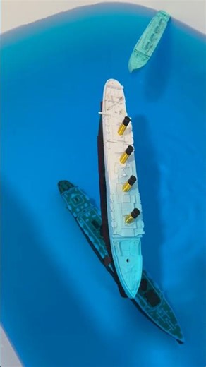 Titanic Sinking And Breaking Over Lusitania