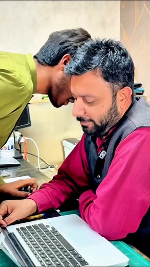 65K views · 1.2K reactions | Fake vs Original Solar Panel Check  Inverex Verification + Best Panels 2025 ⚡ JW PRO | HJT | Monocrystalline | TOPCon — Full Comparison! A2Z Solar — Trusted Solar Experts in Pakistan #solarpanel #fakevsoriginal #inverex #pakistansolar #solarpanelcheck #solarverification | A2Z Solar | Facebook