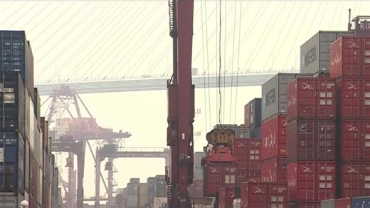 Stock market takes a dive as US-China trade war escalates - Boston News, Weather, Sports | WHDH 7News