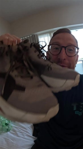 Gear doesn’t replace training, but it can make 50k more manageable. Here’s what I’m lining up for Tarawera. Tested. Trusted. Ready. ps. Totally forgot to mention the essential On Ultra Jacket and @Precision Fuel & Hydration electrolyte tabs! @On @FRACTEL @Näak @Feetures @Salomon #Tarawera50k #UltraGear #TrailRunning #trailsfullofheart #RaceDayReady