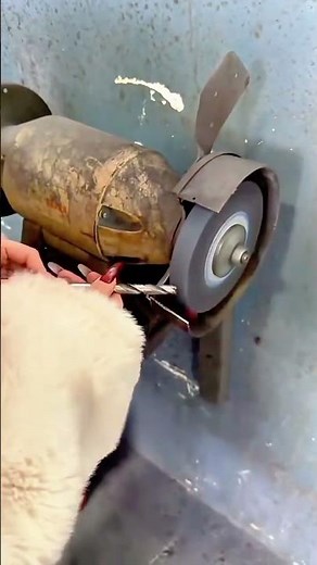 How to Properly Sharpen a Drill Bit Using a Bench Grinder