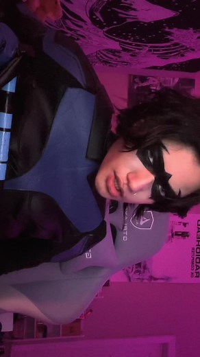 Nightwing Cosplay Featuring Singed Raven