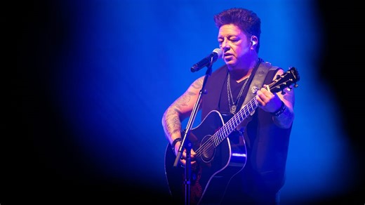 Premier concert acoustique à Montréal: «Je voulais me sentir vulnérable», dit Éric Lapointe