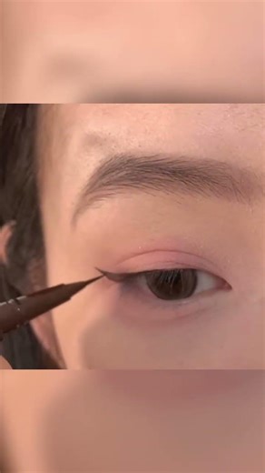 eyeliner application tutorial for beginners l #makeup l #makeuptutorial l #viralshort l #viralvideo