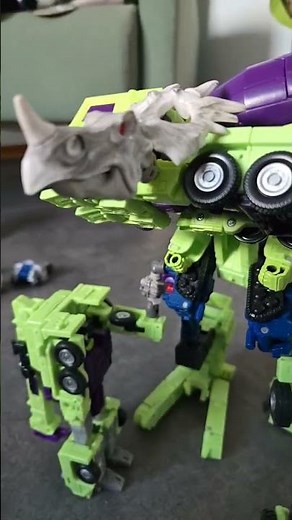 ROTF Devastator with 86 construction. #transformers