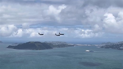 The final farewell flight of Herc 1, Herc 2, and Herc 5 marked the end of an era. The three Hercules aircraft flew over Wellington, New Zealand, performing flypasts as a tribute to their decades of service. It was a bittersweet moment, celebrating their remarkable history while acknowledging their retirement. Credit to Royal New Zealand Air force #wellingtonlive #airforce #hercules | Wellington - LIVE