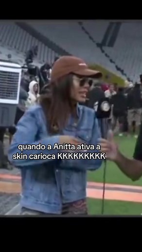 Anitta dança e emociona com seu show no Brasil
