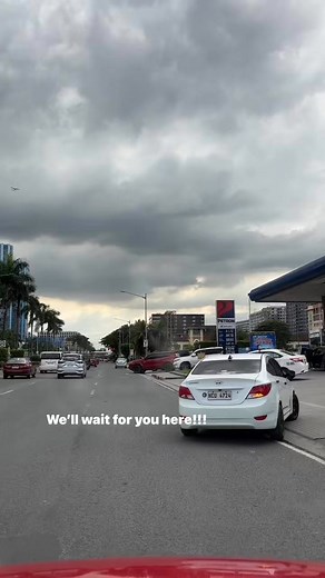 The Easy Stick On is happening now here at Petron Seaside Macapagal! Drive by and say hi!!! | Chloe of 96.3 Easy Rock