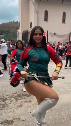 #bastoneras#dance#dancecraze#carnival#cosplay#festival#milindoecuador#dancetrend#humor#dancer