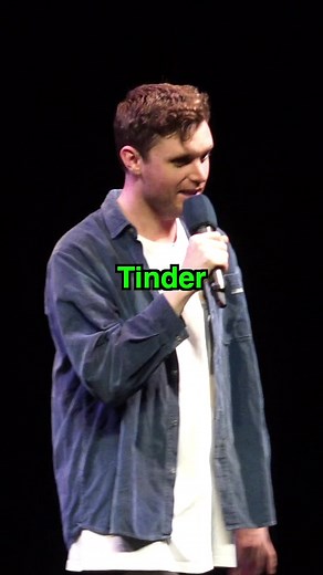 How to pick up a pilot on Tinder ✈️ #standup #standupcomedy