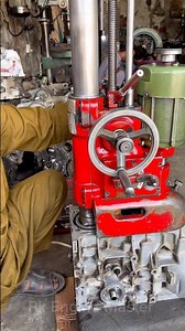 Perfect Engine Cylinder Boring #shortsfeed #engineblock #engine #boring