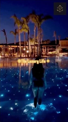 Inside the Wildly Glam Life of America’s Rich Women— Yes, This Is Real Life!