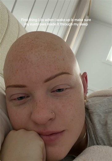 The best feeling ever is when I wake up and I don’t have to put on a new pair of eyebrows because they lasted through the night LOL Shout out to the L’Oreal Faux Brow Pen 🫡 @loréal paris usa