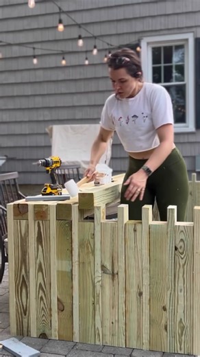 Easy DIY patio table build for outdoor spaces
