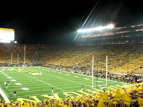 OH, oh oh oh ohhhhh! The crowd was so loud for this and the maize out really shows here.