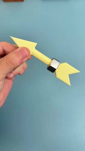 How to Remove the Nut from the Arrow Puzzle
