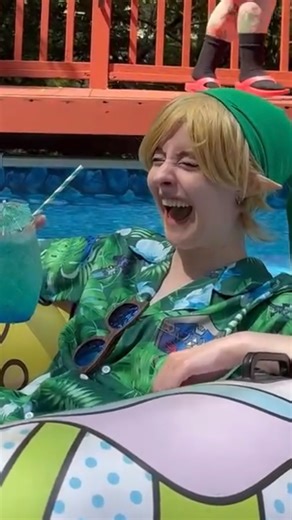 Ariel 🐸💕 on Instagram: "Got over my fear of being cringe. #cosplay #cosplayer #legendofzelda #link #throwback"