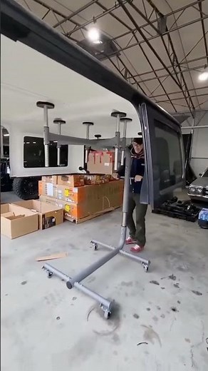 The most efficient hardtop removal system out there! Fits 2007 to present Jeeps/ Bronco