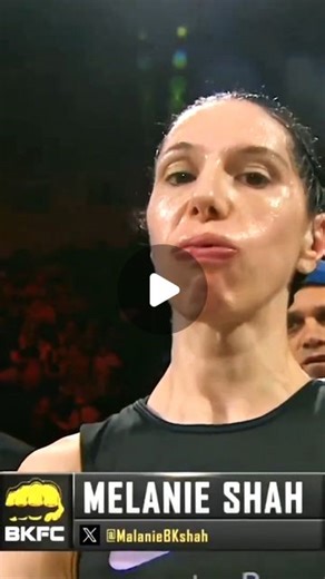 ApexBoxing on Instagram: "Female boxing is calmer. Female boxing: - Follow @apexboxing__ more content @gym94on - #boxinglife #ufc #edits #mma #muscles #fighter #boxe #gym #conormcgregor #MikeTyson #gymmotivation #gymaddict #benjaminwhittaker #mannypacquiao #benwhittaker #gervontadavis #ryangarcia #floydmayweather"