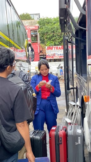 Beautiful flight attendant bus indorent #indorent | Mas Anang Official