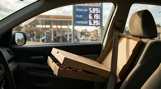 Papa John's offers $4 carryout credit this weekend as gas tops $4 a gallon